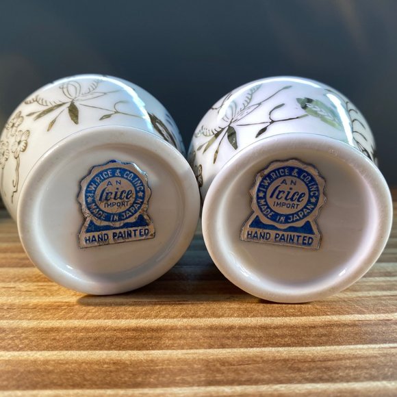 Vintage Irice Japan Porcelain Salt & Pepper Shakers-Hand Painted w/Brass Caps - Picture 7 of 7